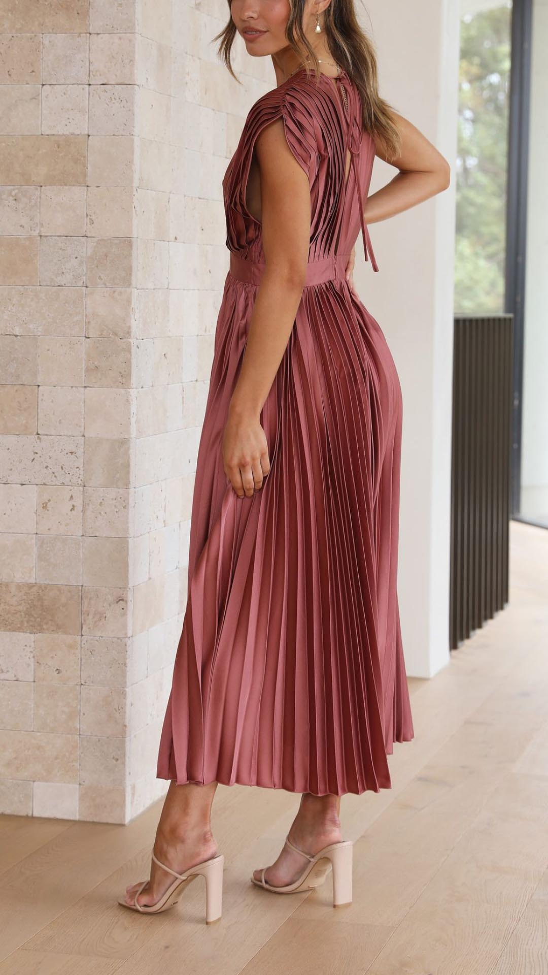Alexis - Elegant Faldkjole